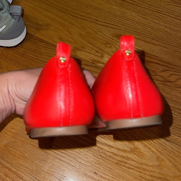 TORY BURCH RED SHOES FLATS 8.5 - Picture 7 of 8